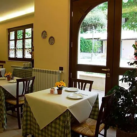 Hotel La Casa Nel Bosco Corcia