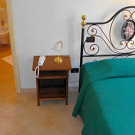 Hotel La Casa Nel Bosco