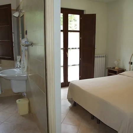 Hotel La Casa Nel Bosco 3*